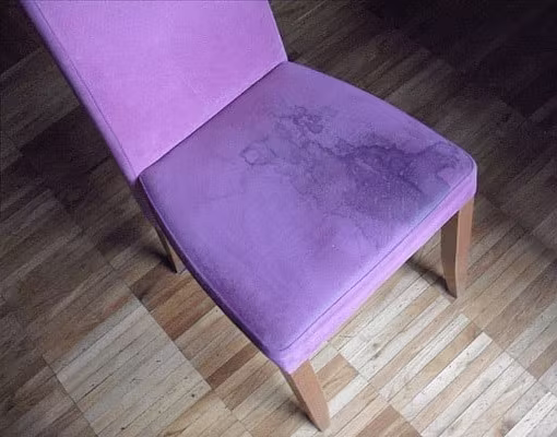 krzesło przed czyszczeniem